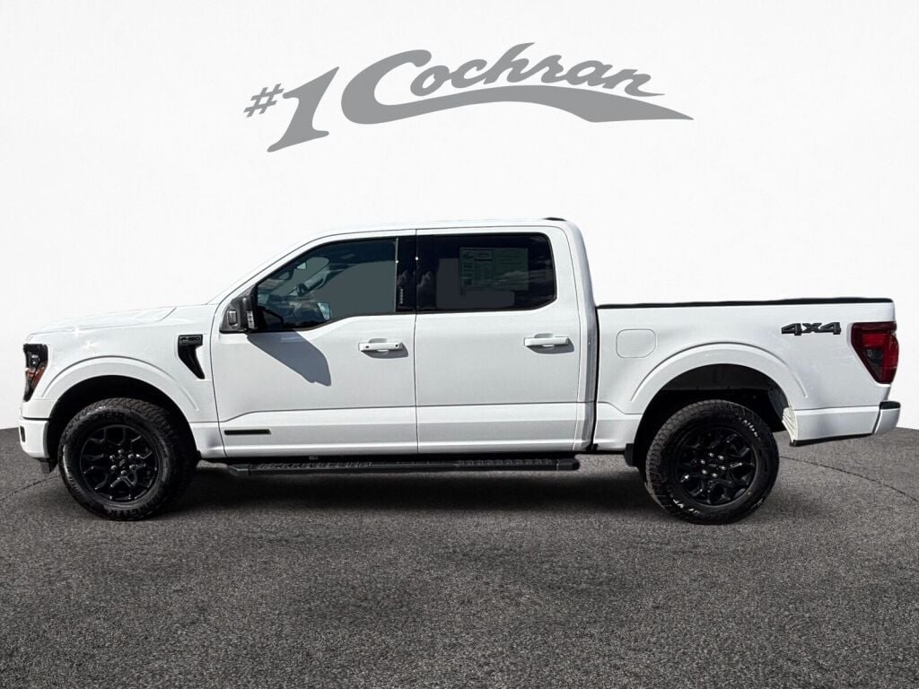 2024 Ford F-150 XLT photo 3