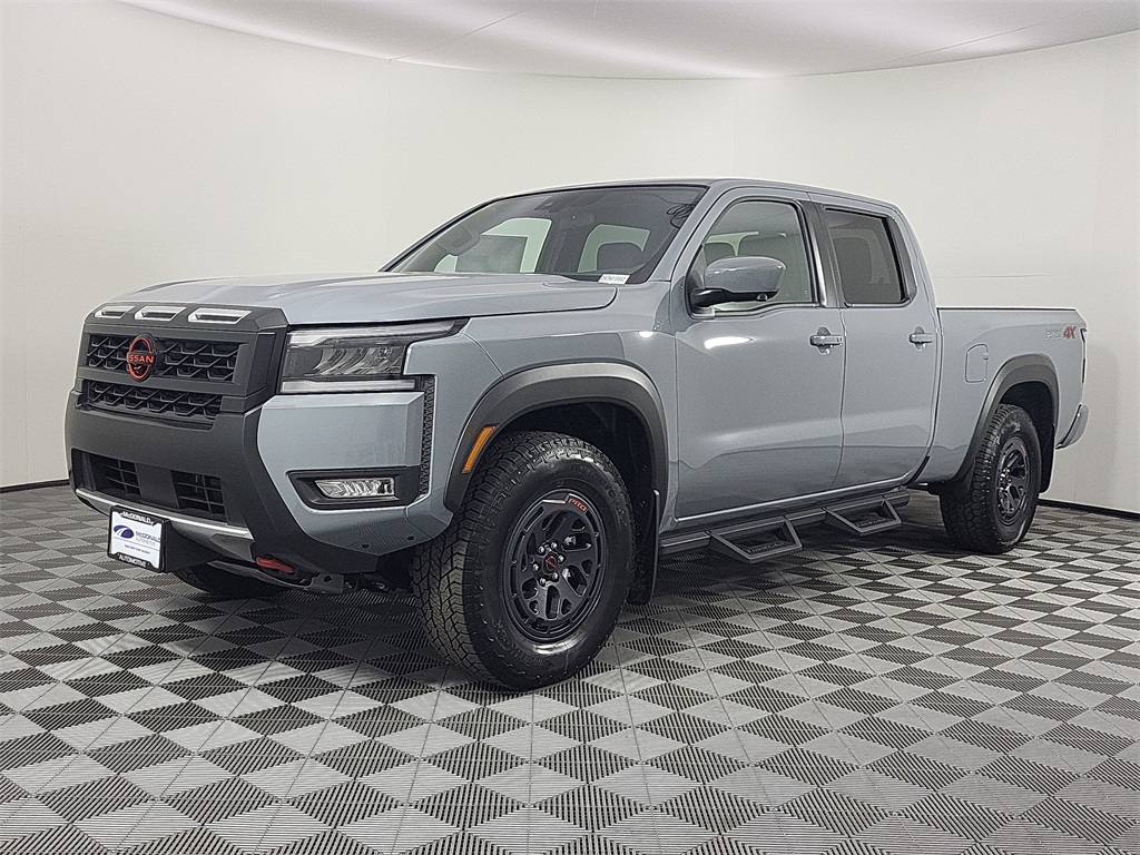 2026 Nissan Frontier PRO-4X's photo