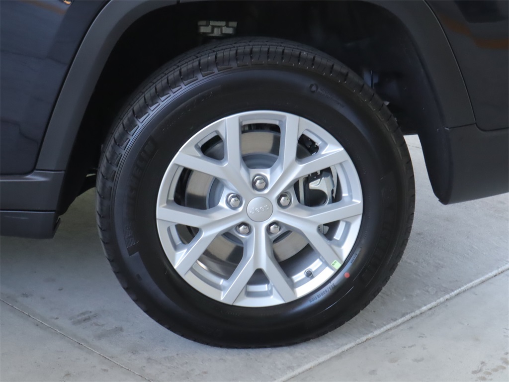 2023 Jeep Grand Cherokee Limited photo 24