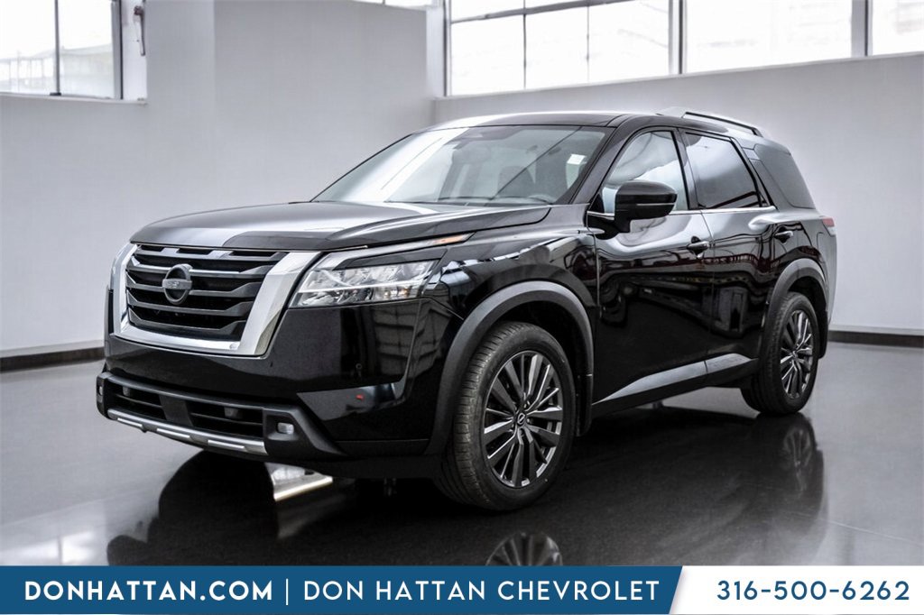 2022 Nissan Pathfinder SL's photo