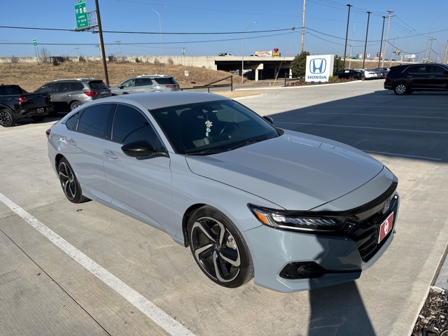 2021 Honda Accord Sport's photo