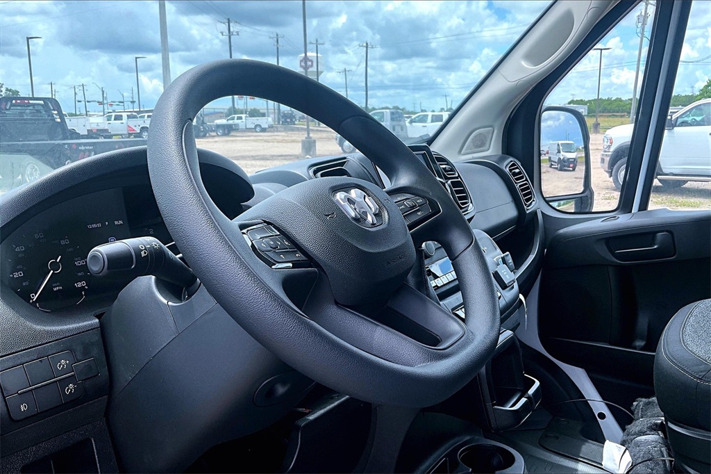 2024 Ram ProMaster 2500 Base photo 4