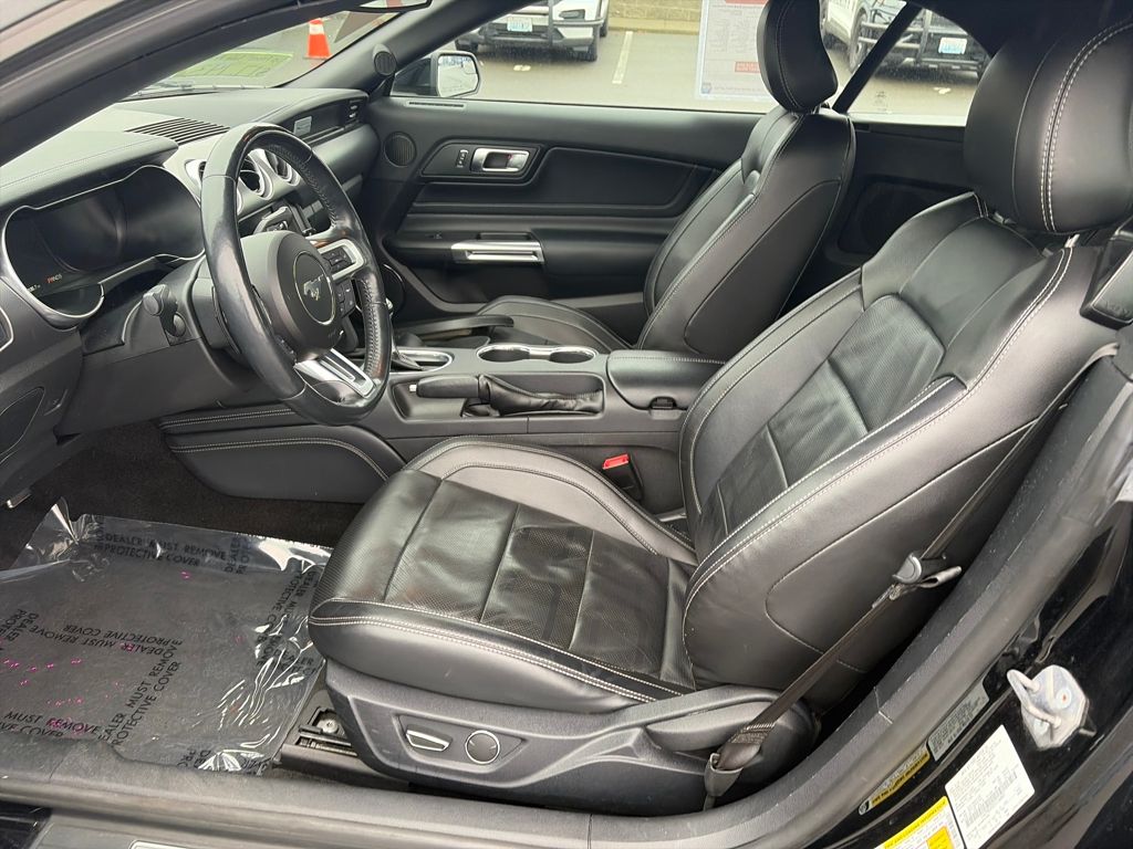 2018 Ford Mustang EcoBoost Premium photo 4