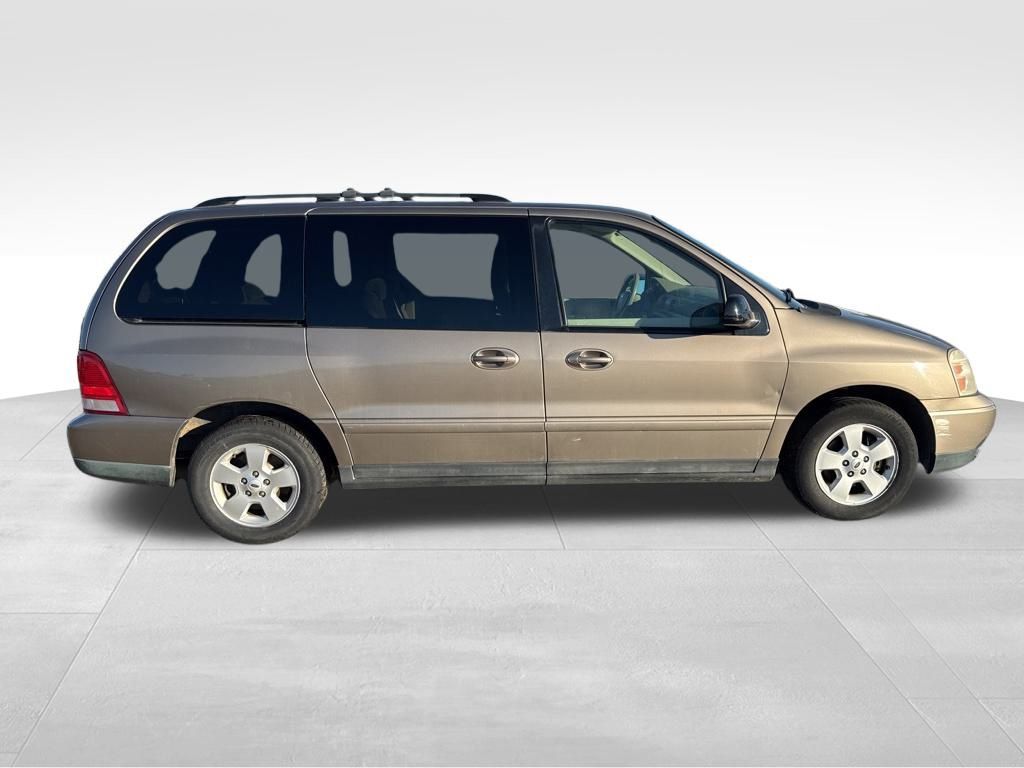 Used 2005 Ford Freestar SES with VIN 2FMZA57635BA57063 for sale in Huron, SD