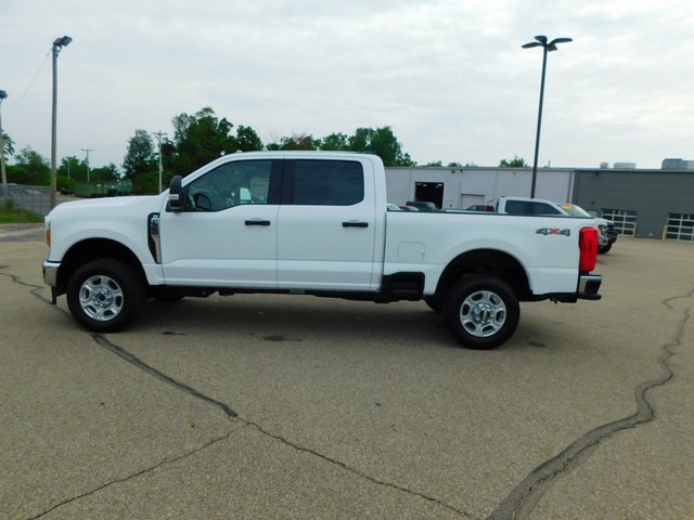 2025 Ford F-350 XLT photo 11