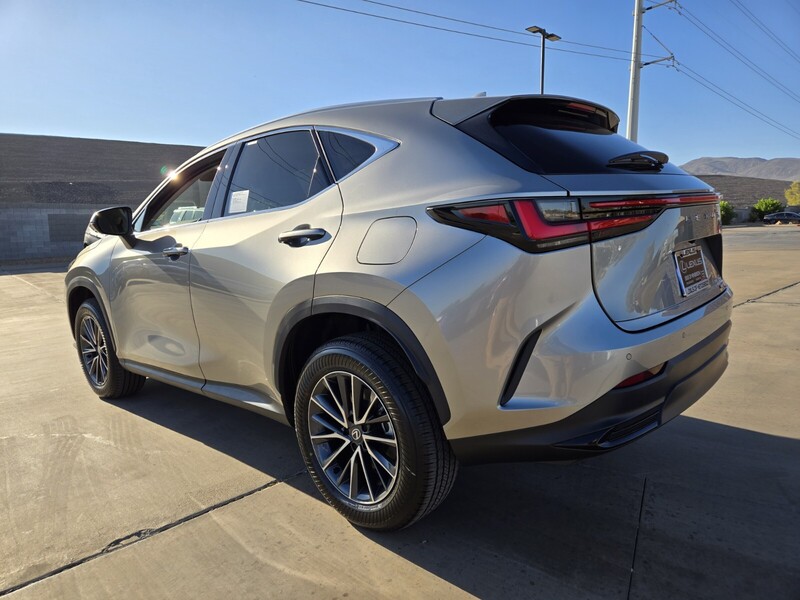 2026 Lexus NX 350 Premium photo 3