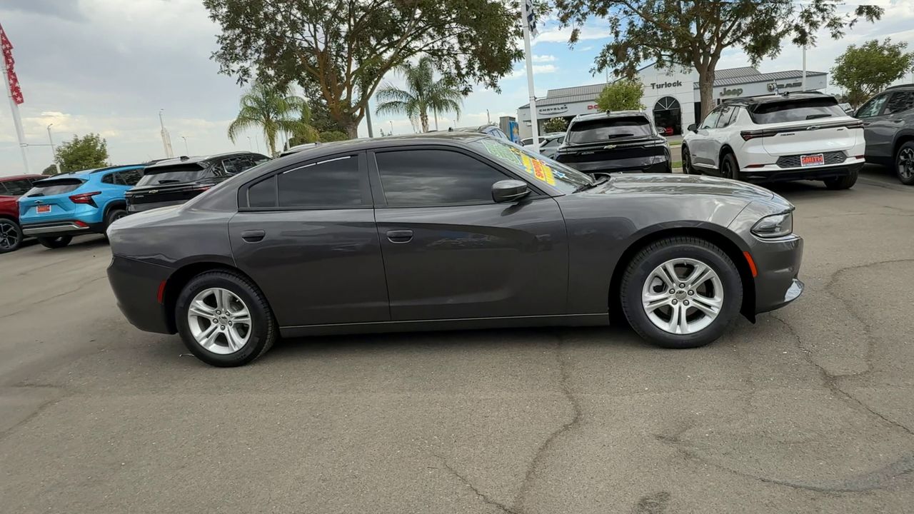 2022 Dodge Charger SXT photo 28