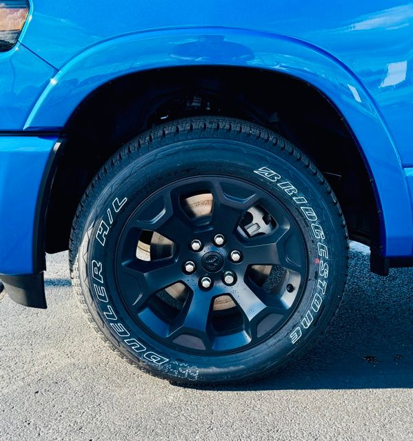 2025 Ram 1500 Big Horn Lone Star photo 3