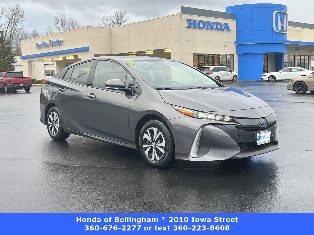 2018 Toyota Prius Prime Plus's photo