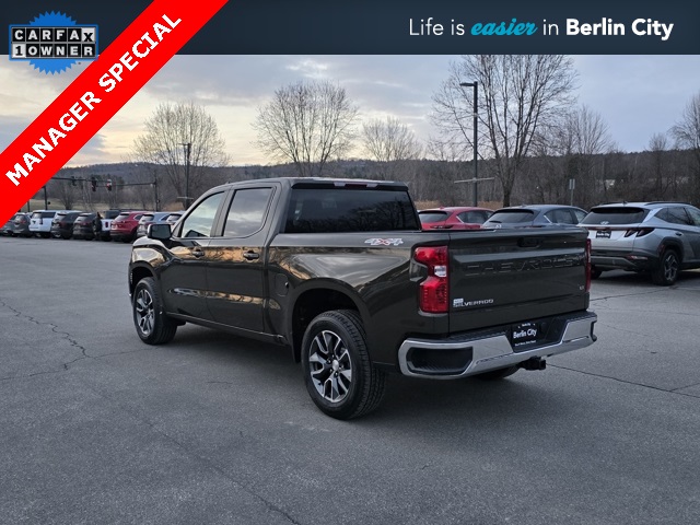 2023 Chevrolet Silverado 1500 LT photo 3