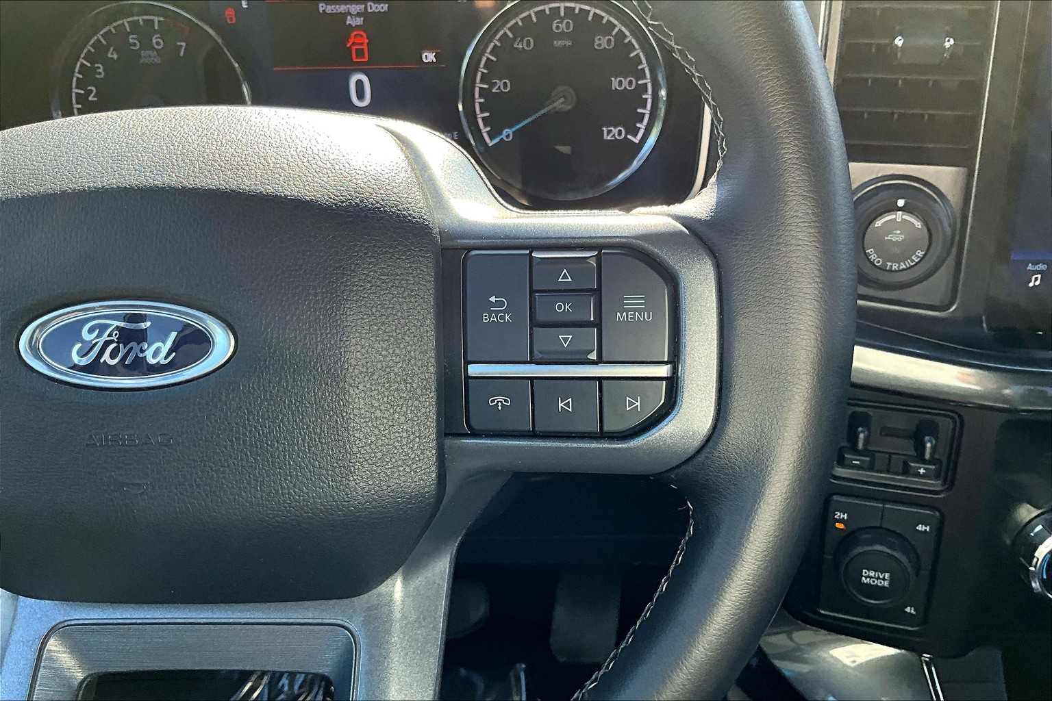 2023 Ford F-150 XLT photo 22