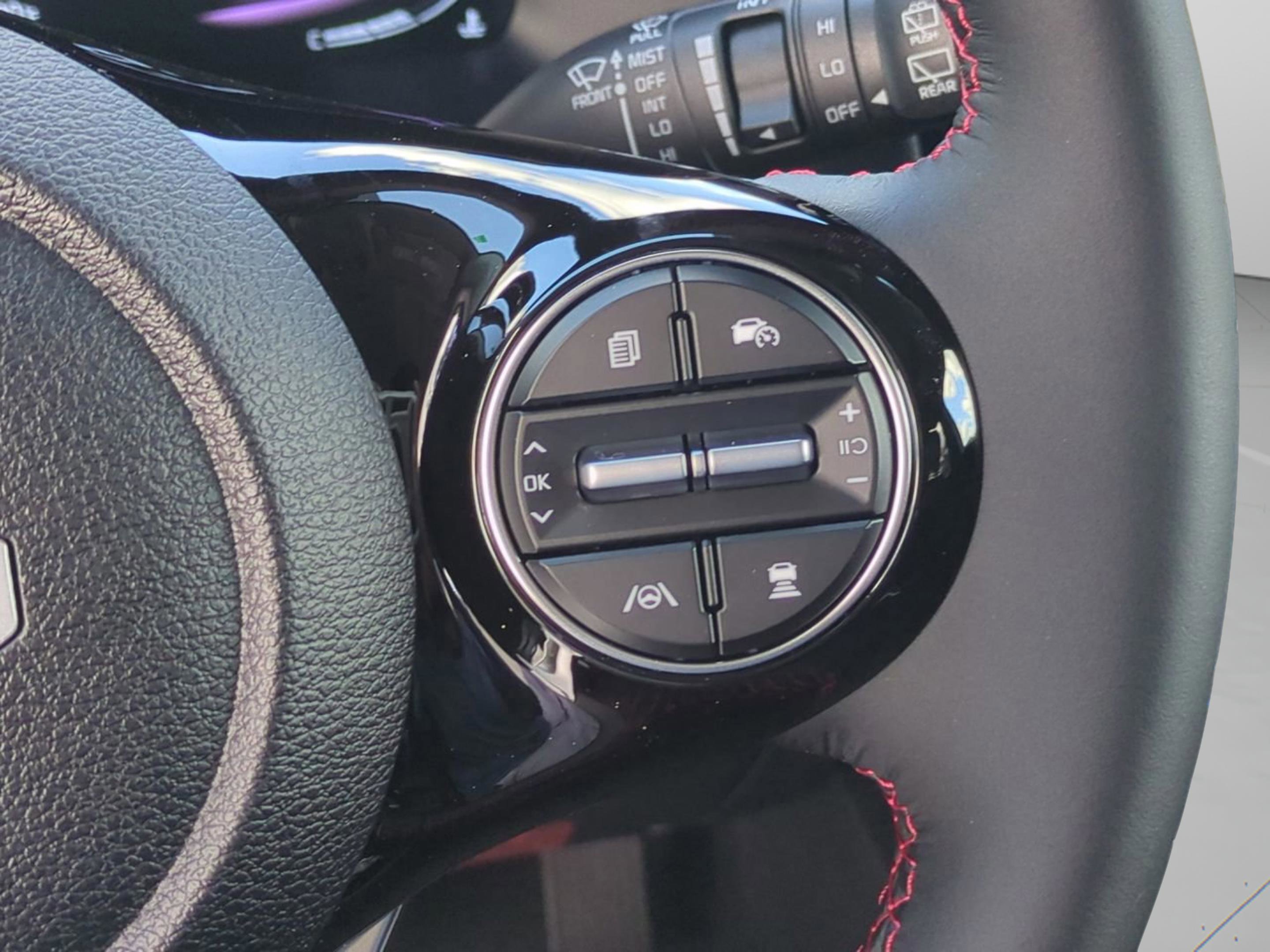 2025 Kia Soul GT-Line photo 18