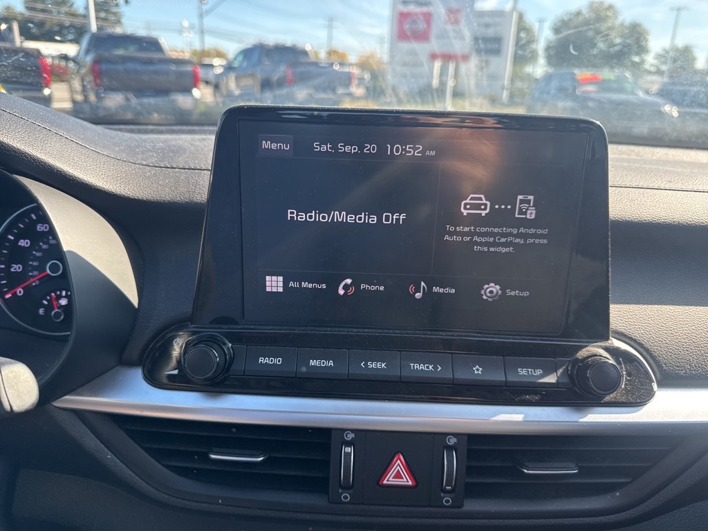 2023 Kia Forte LXS photo 9