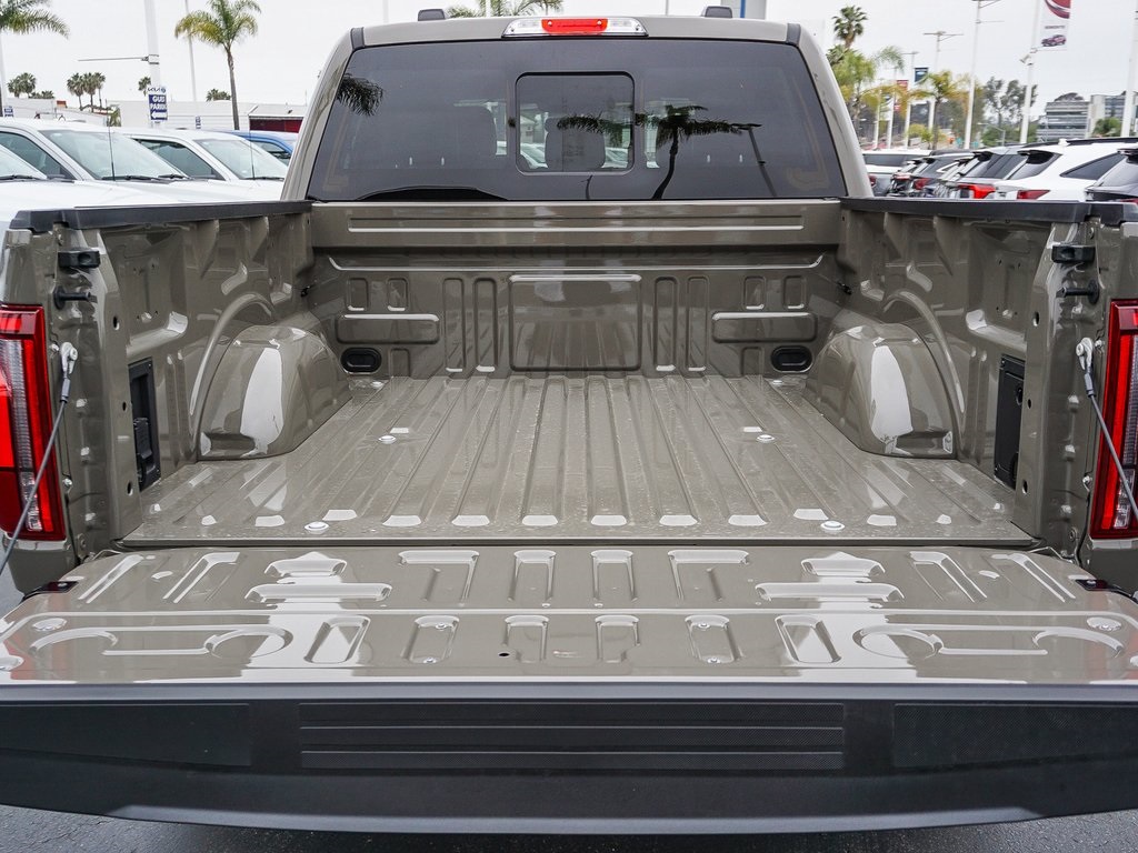 2025 Ford F-150 Lariat photo 23