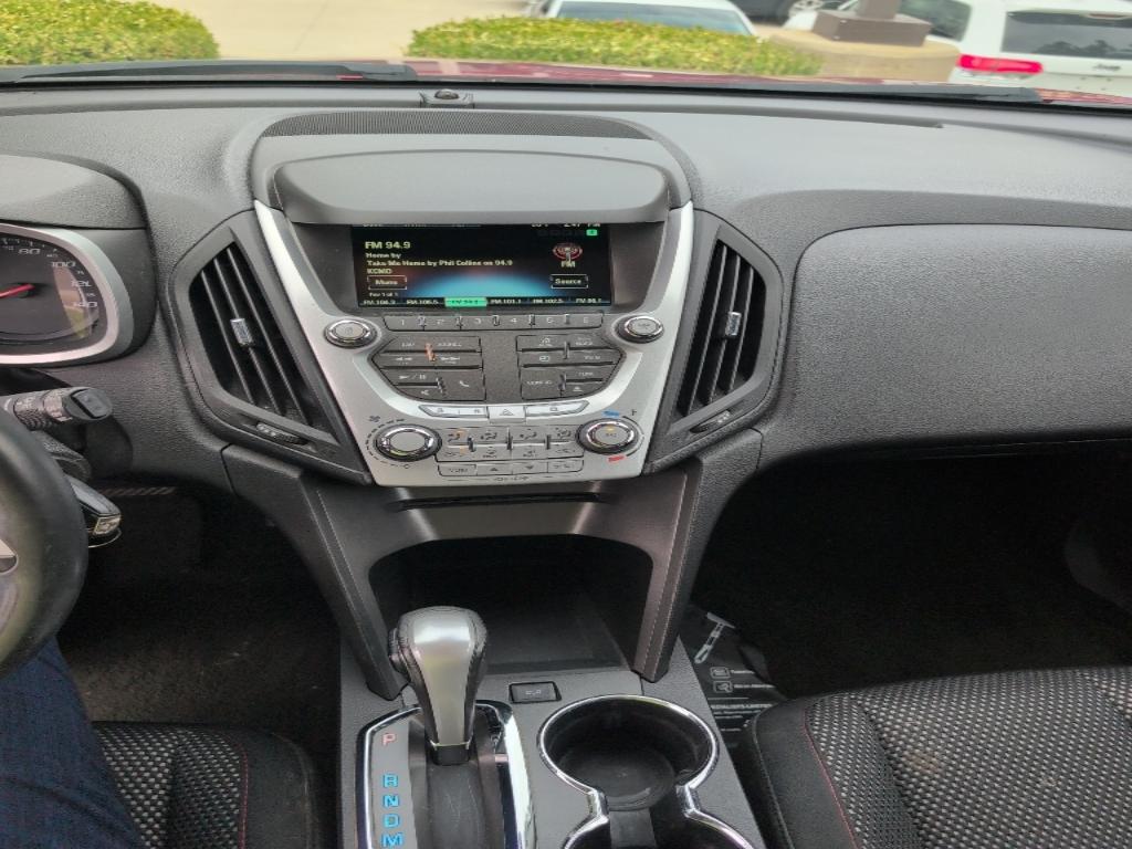 2014 Chevrolet Equinox LT photo 2