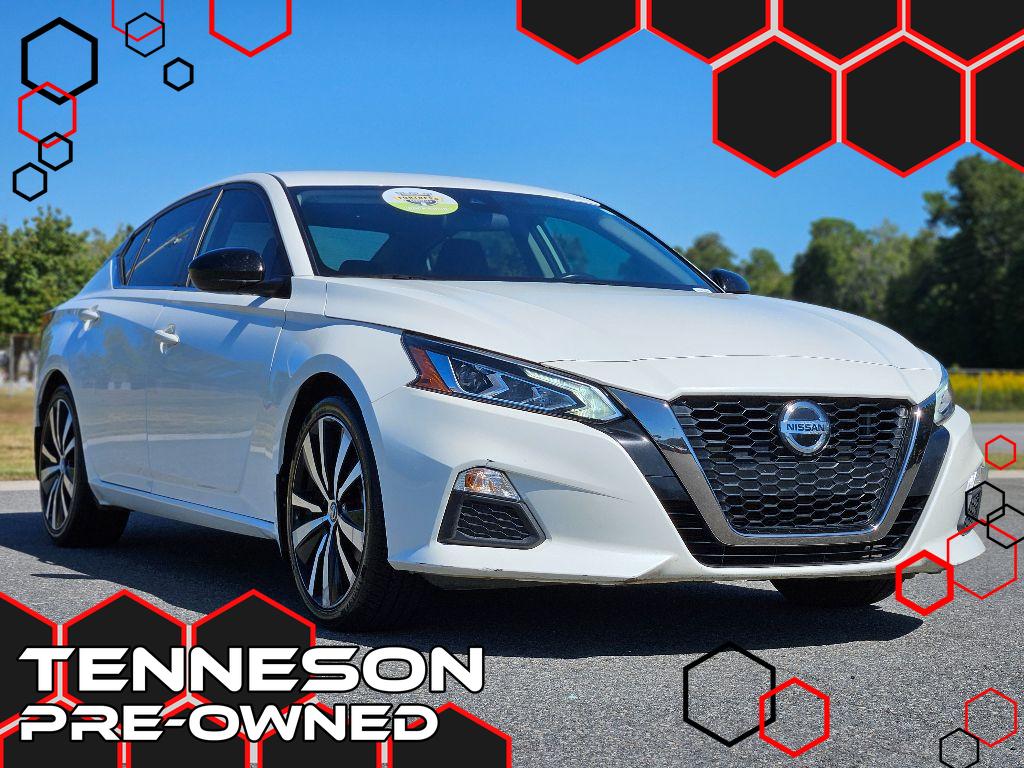 2022 Nissan Altima SR