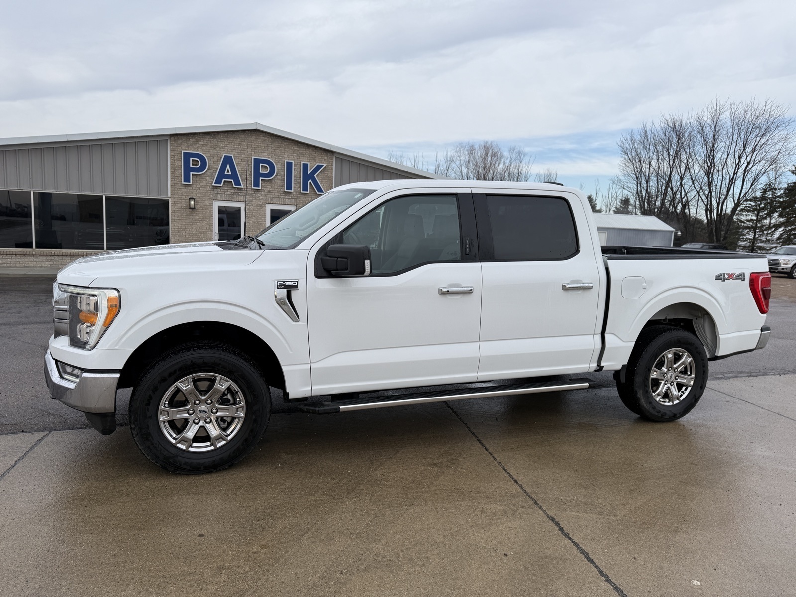 2023 Ford F-150 XLT's photo