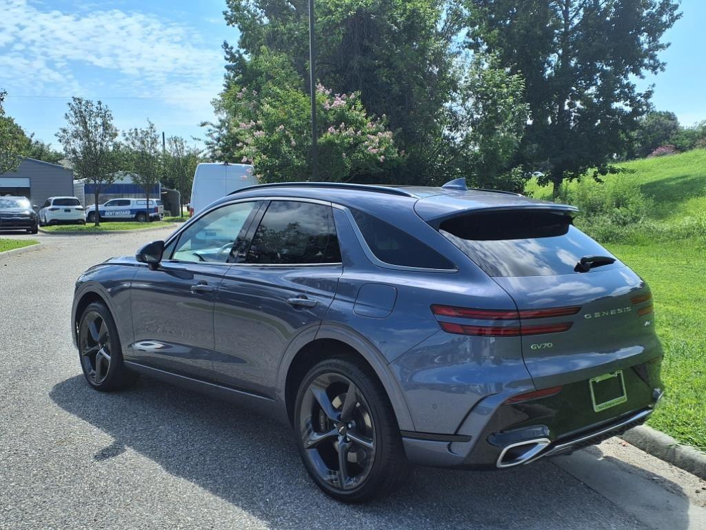 2026 Genesis GV70 3.5T Sport Prestige photo 4