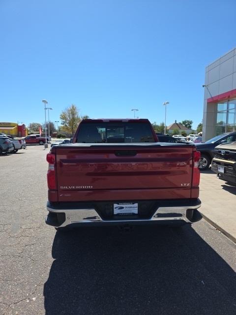 2019 Chevrolet Silverado 1500 LTZ photo 2