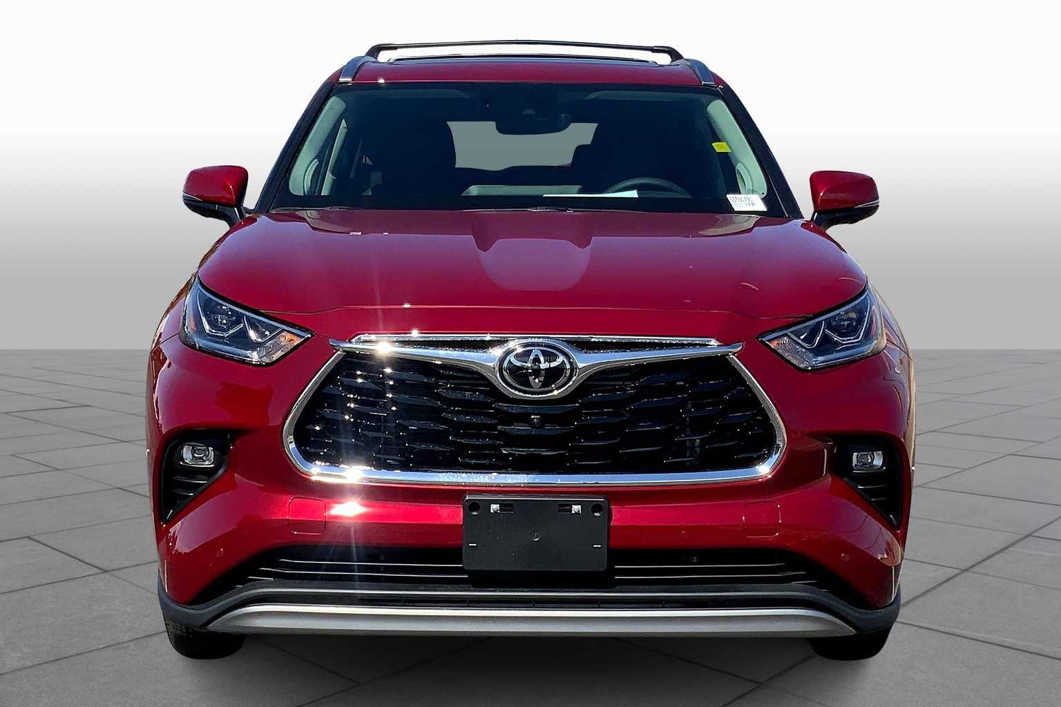 2025 Toyota Highlander Platinum photo 3