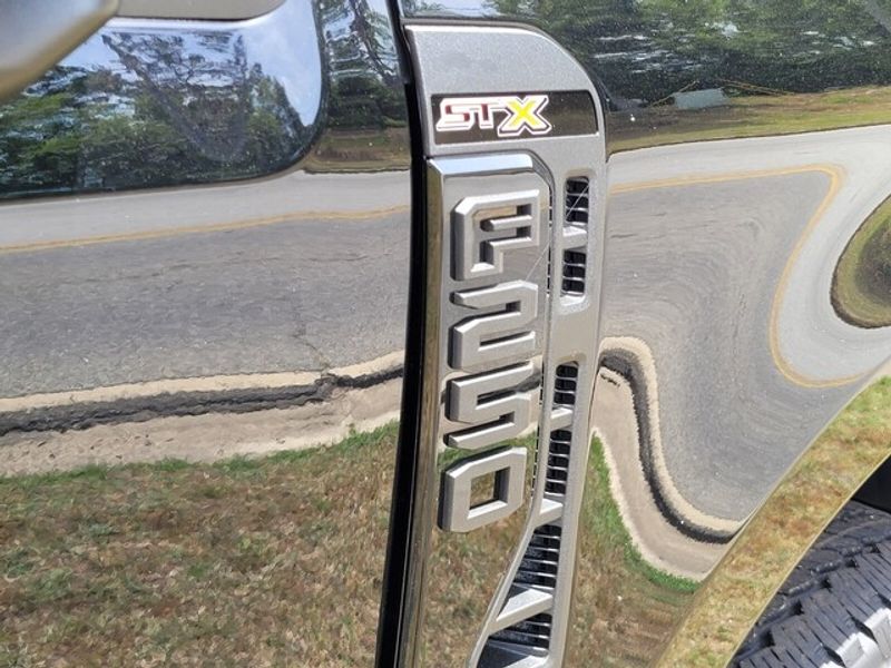 2025 Ford F-250 XL photo 14