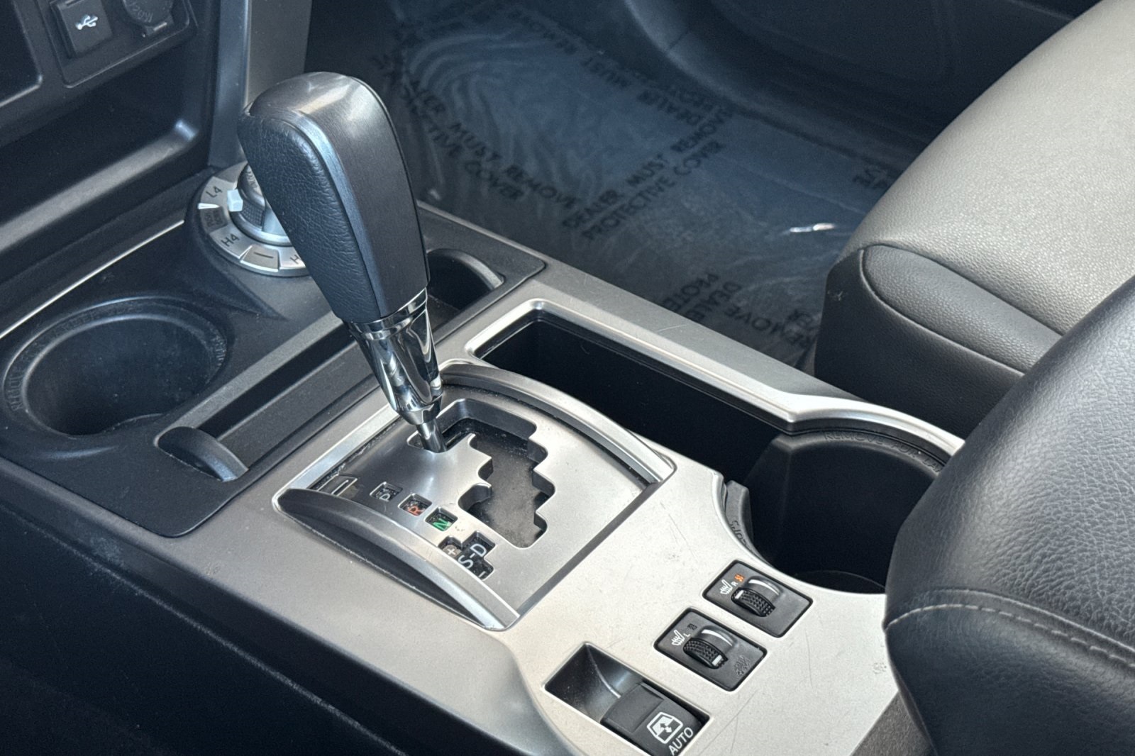 2024 Toyota 4Runner SR5 Premium photo 24
