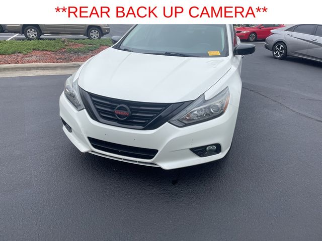 2018 Nissan Altima 2.5 SR photo 2