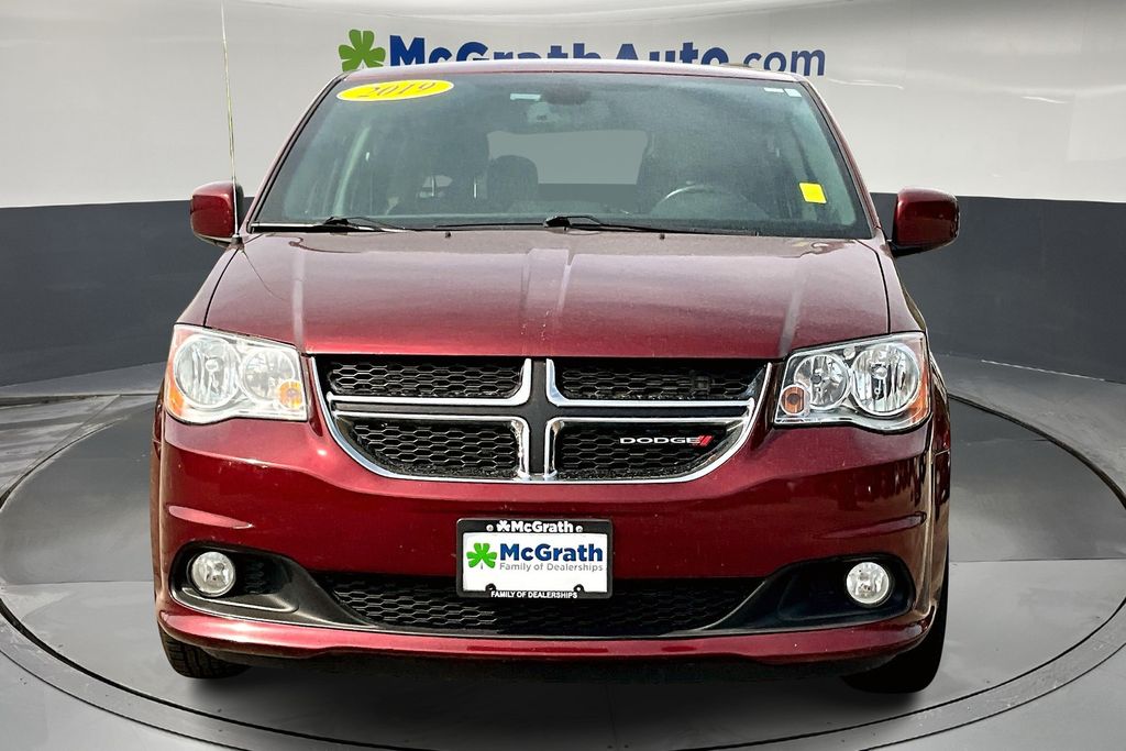 2019 Dodge Grand Caravan SXT photo 2