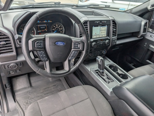 2017 Ford F-150 XLT photo 10