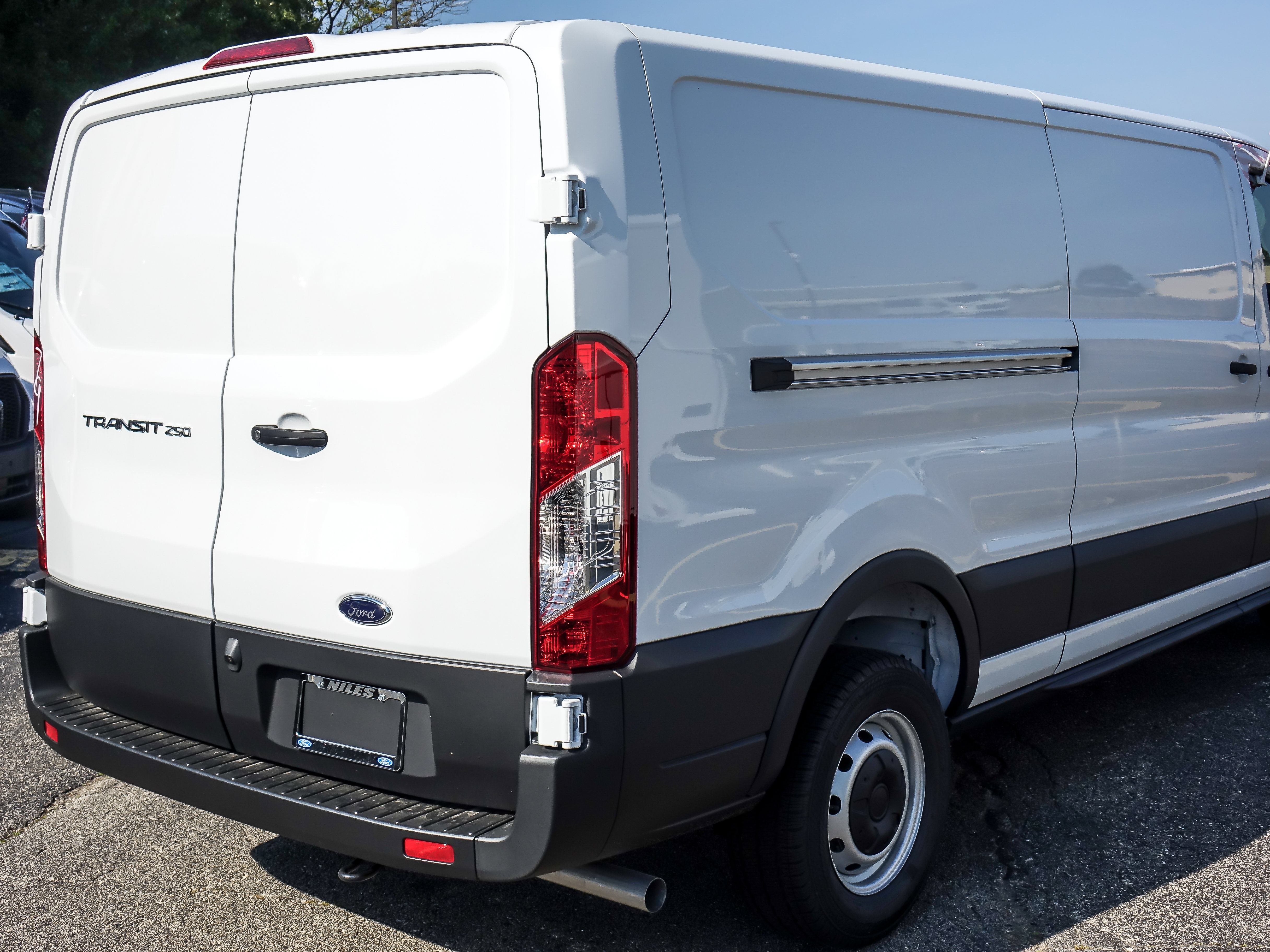 2025 FORD TRANSIT - Image 8