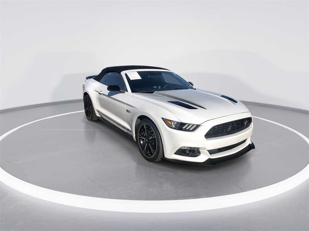 2016 Ford Mustang GT Premium photo 2