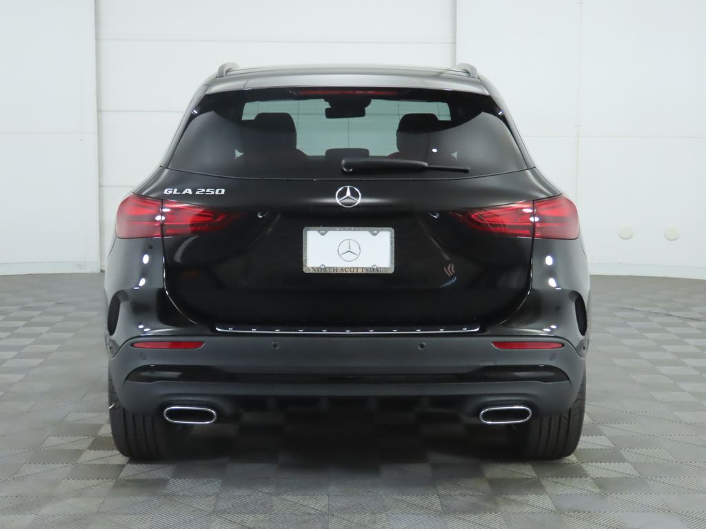 2026 Mercedes Benz GLA 250 photo 4