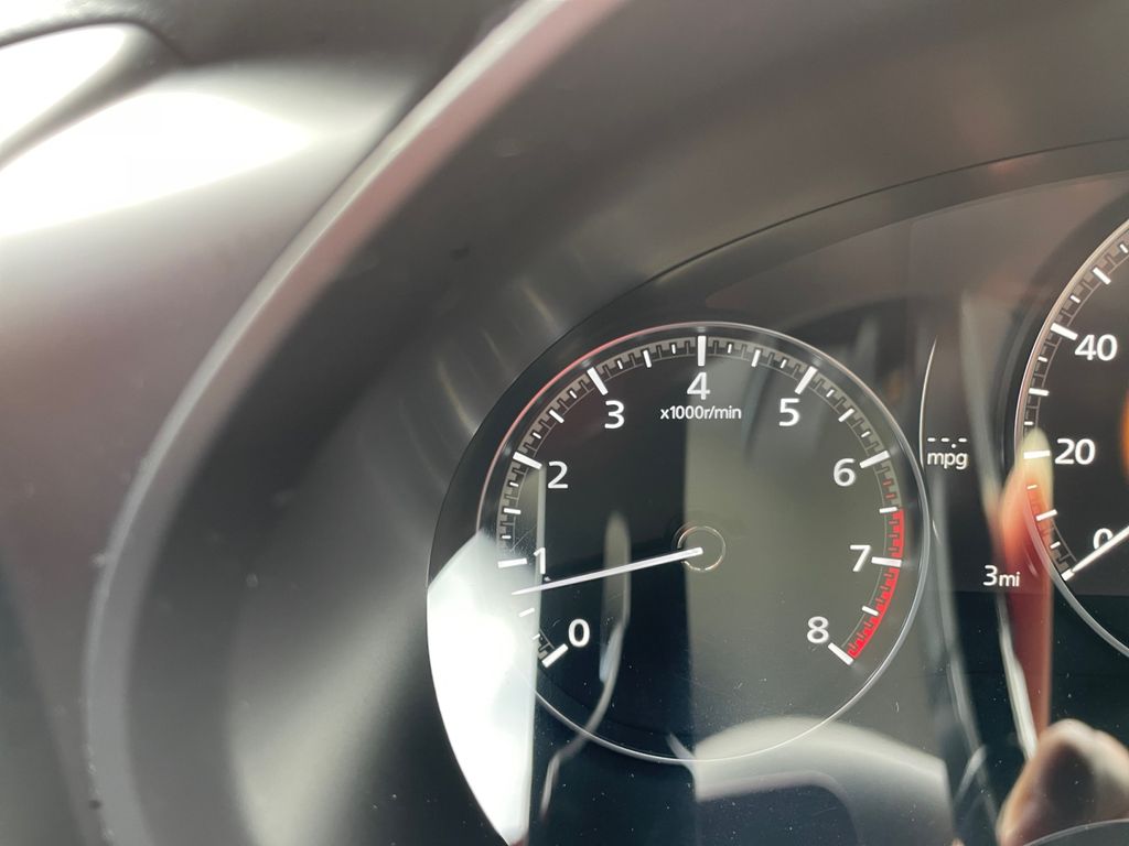 2025 Mazda CX-50 2.5 S Preferred photo 2