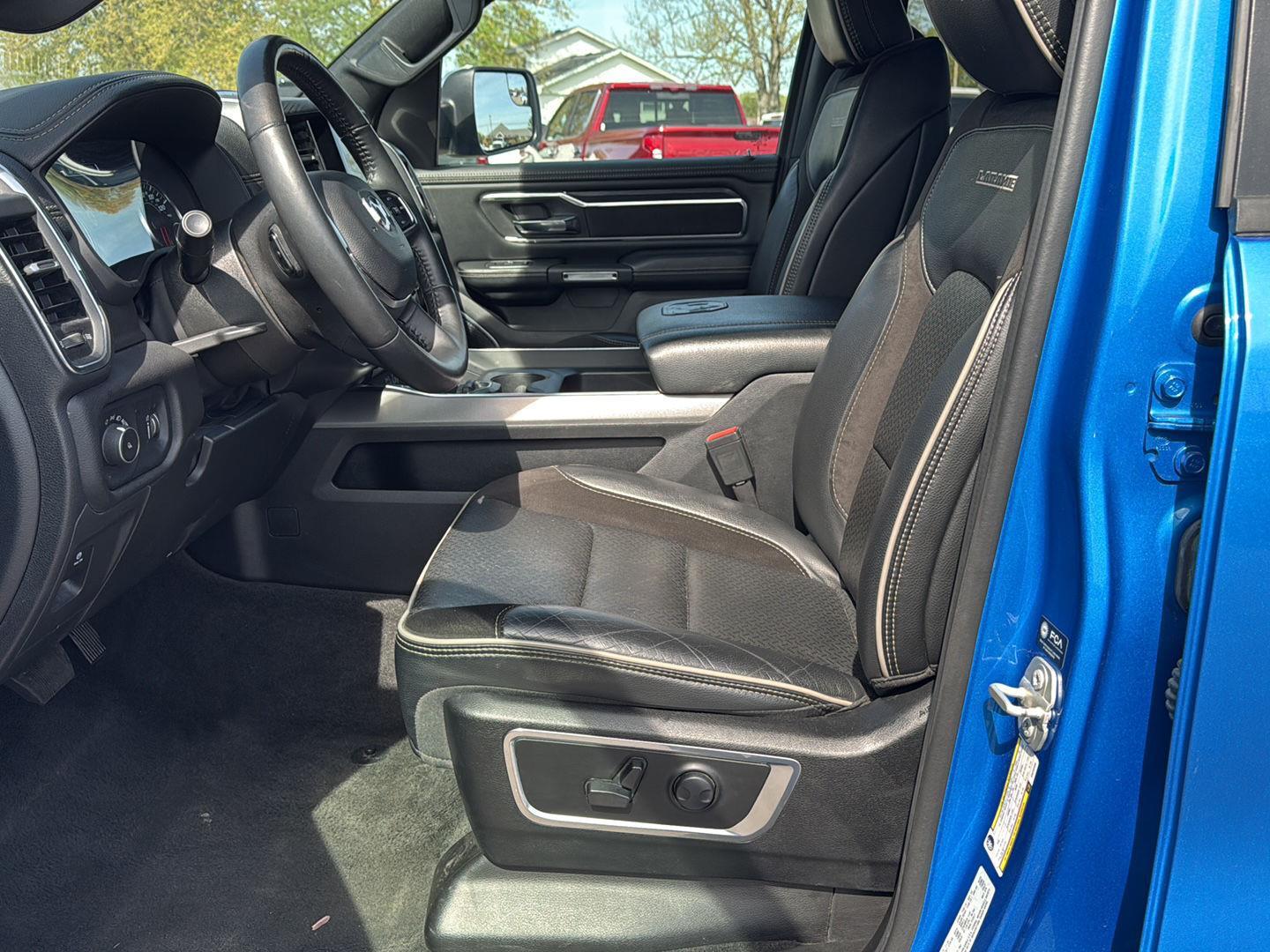 2024 Ram 1500 Laramie photo 6