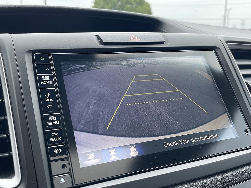 2016 Honda CR-V Touring photo 17