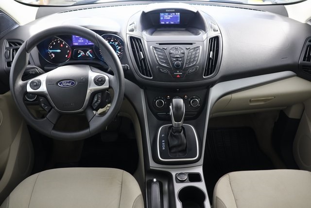 Used 2013 Ford Escape SE with VIN 1FMCU9G96DUC58222 for sale in Johnston, RI