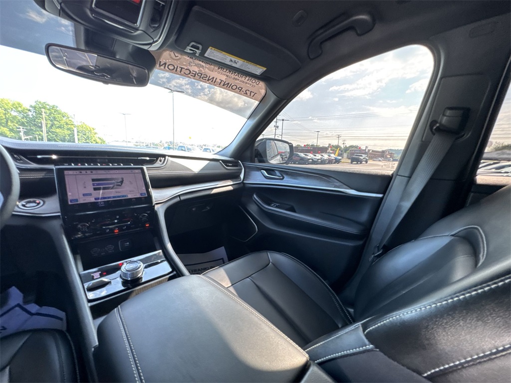 2024 Jeep Grand Cherokee Limited photo 11