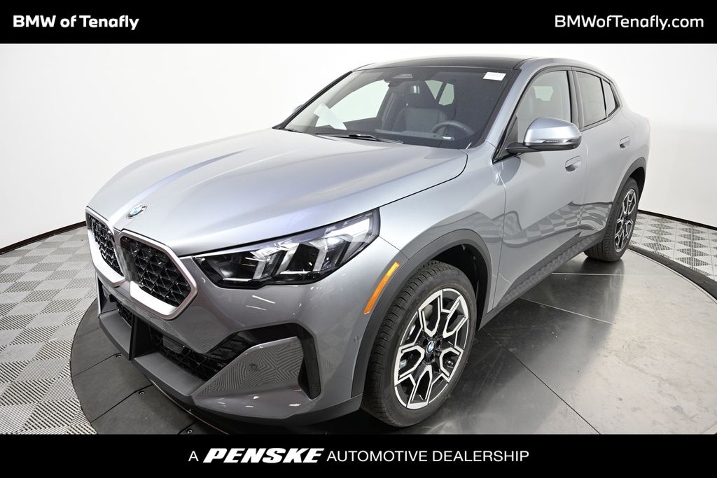2026 BMW X2 28i's photo