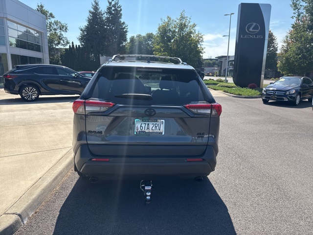 2024 Toyota RAV4 XLE Premium photo 7