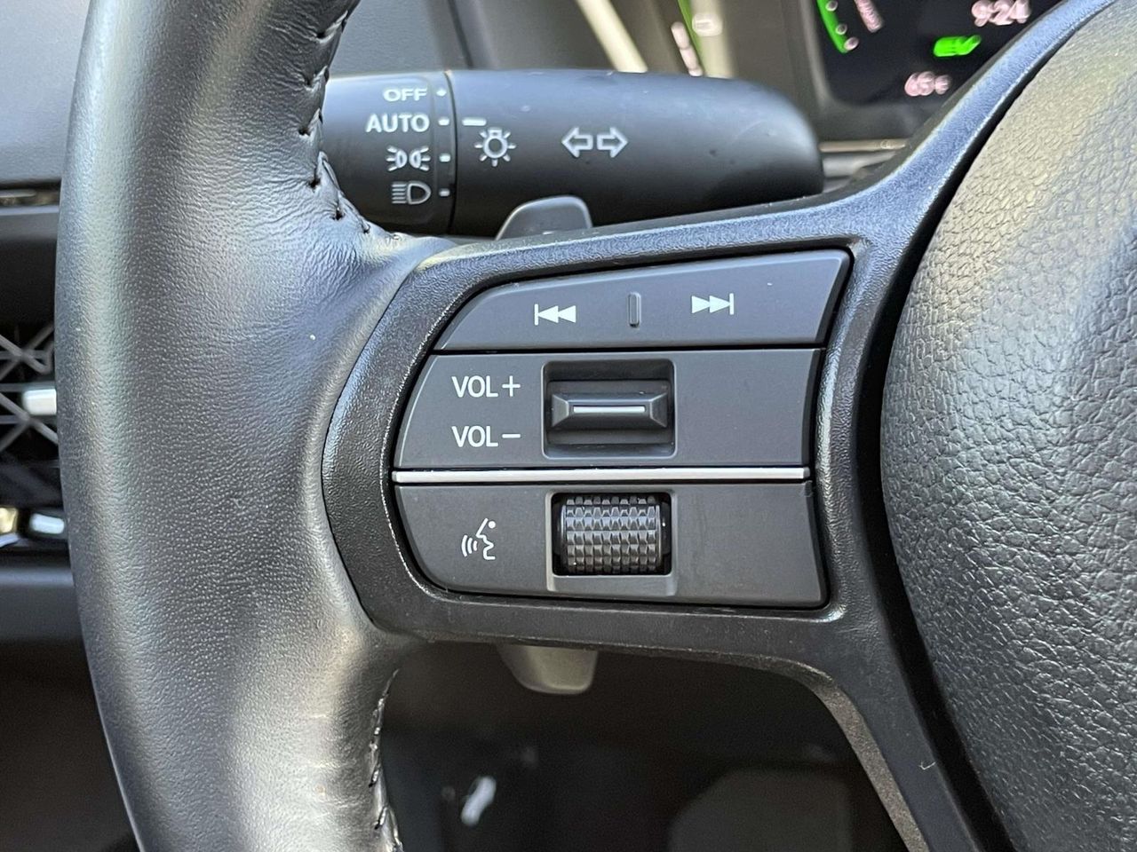 2023 Toyota RAV4 Hybrid photo 15