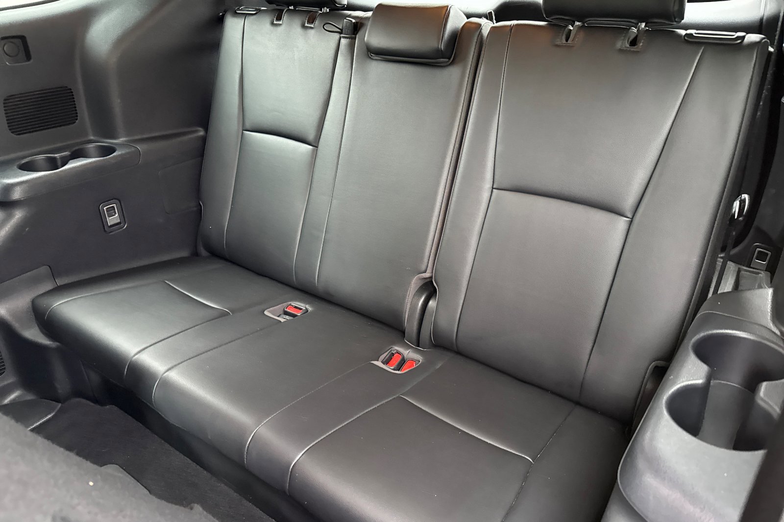 2020 Toyota Highlander XLE photo 9