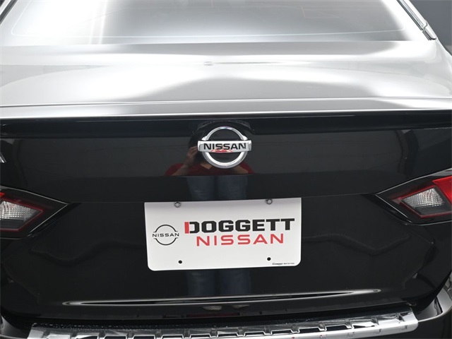 2021 Nissan Altima 2.5 SR photo 14