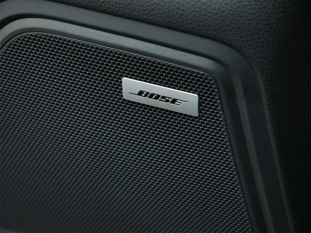 2022 Porsche Macan photo 15