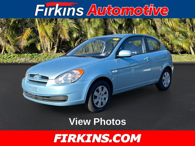 2011 Hyundai Accent GL's photo