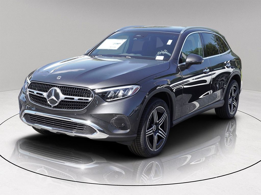 2026 Mercedes Benz GLC 300 photo 3