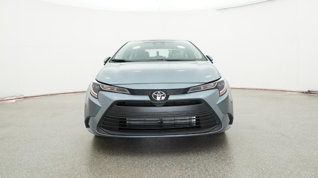 2026 Toyota Corolla LE photo 3