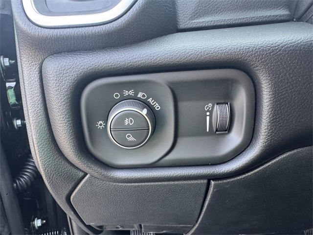 2025 Ram 2500 Big Horn photo 20