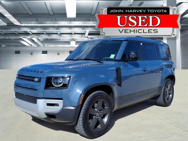 2023 Land Rover Defender S's photo