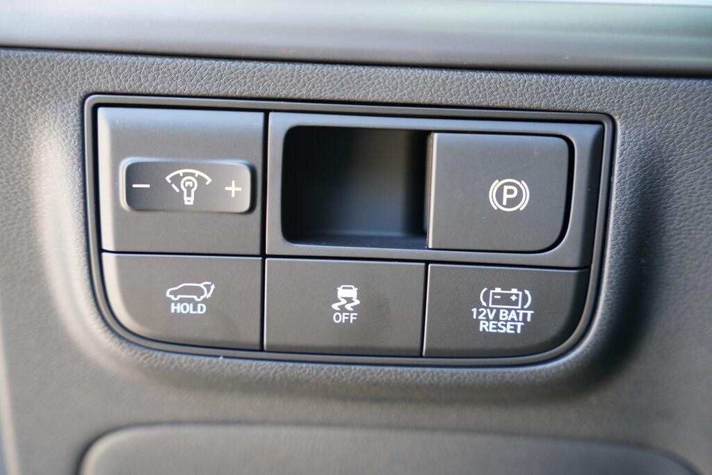 2025 Hyundai Tucson Hybrid Limited photo 18