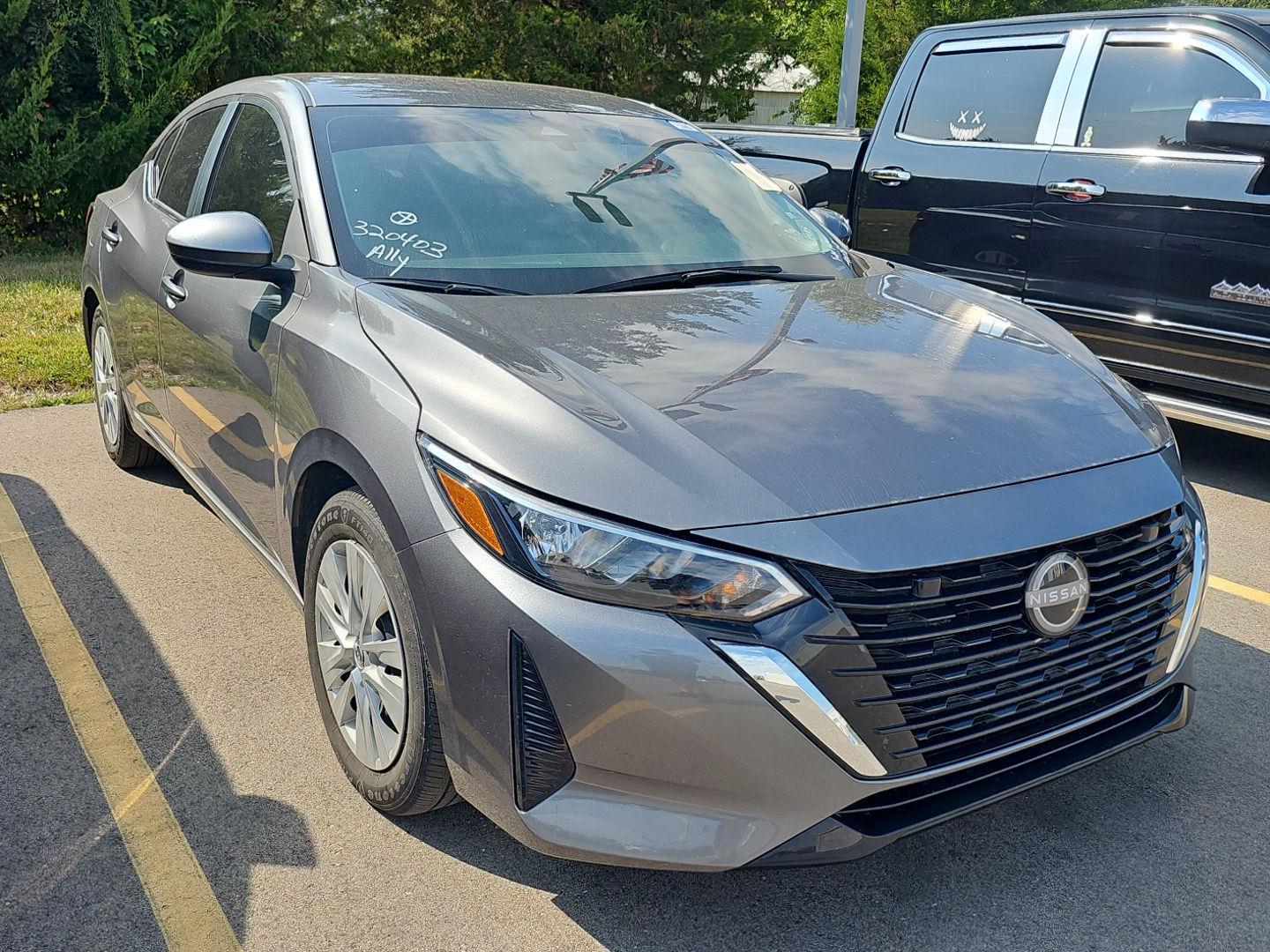 2024 Nissan Sentra S photo 2